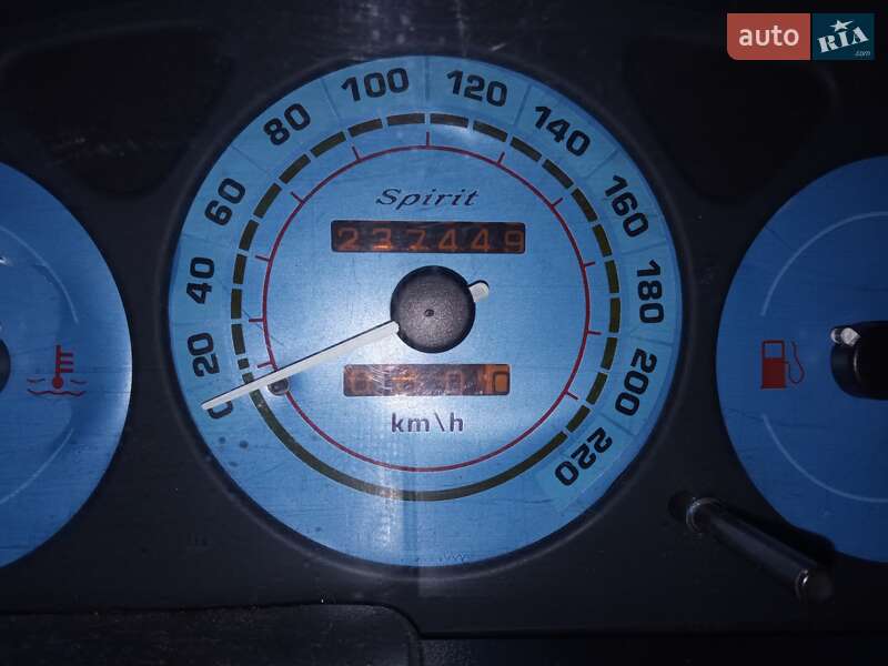 Седан Daewoo Lanos 2004 в Каменец-Подольском