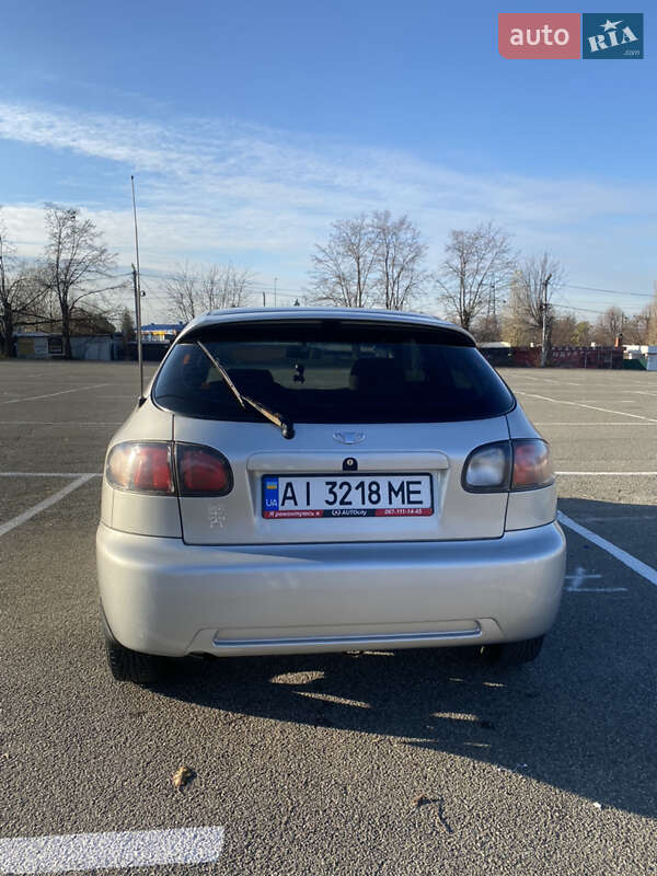 Хетчбек Daewoo Lanos 2003 в Софіївській Борщагівці