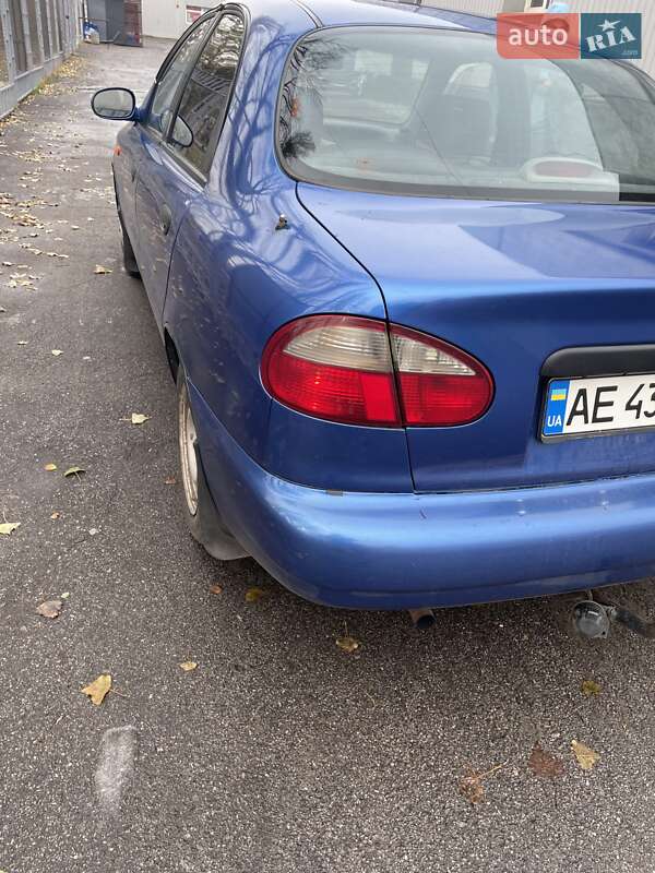 Седан Daewoo Lanos 1998 в Кривому Розі