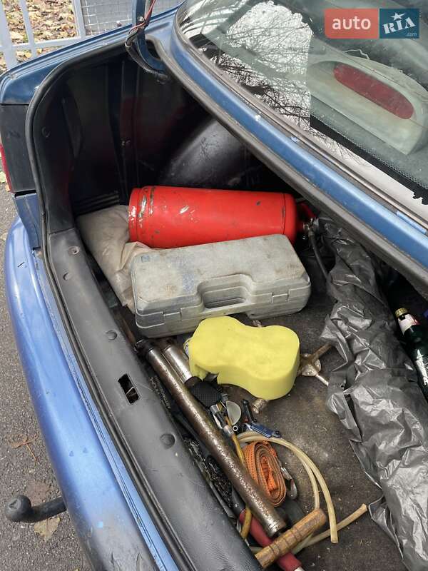 Седан Daewoo Lanos 1998 в Кривому Розі
