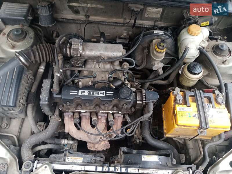 Хэтчбек Daewoo Lanos 2003 в Овидиополе