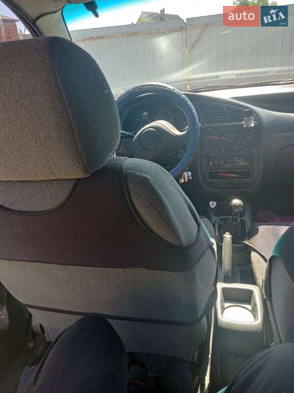 Седан Daewoo Lanos 2006 в Киеве