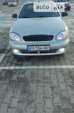 Седан Daewoo Lanos 2004 в Киеве
