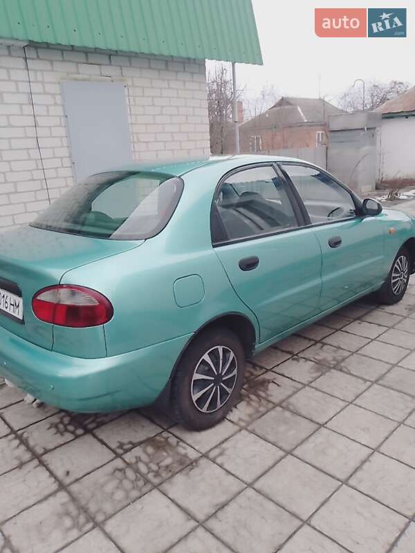Седан Daewoo Lanos 1999 в Кременчуге