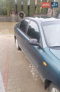 Седан Daewoo Lanos 2005 в Хусте