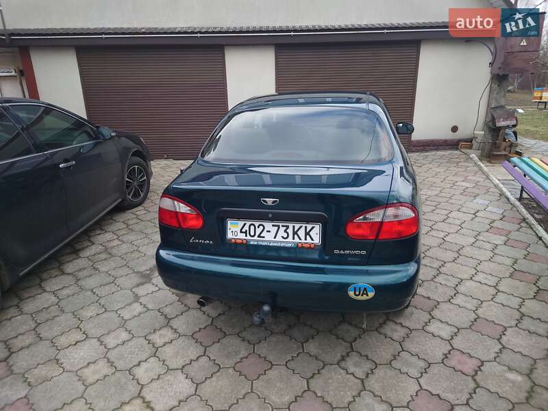 Седан Daewoo Lanos 2002 в Овруче