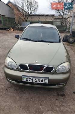 Седан Daewoo Lanos 2002 в Дніпрі