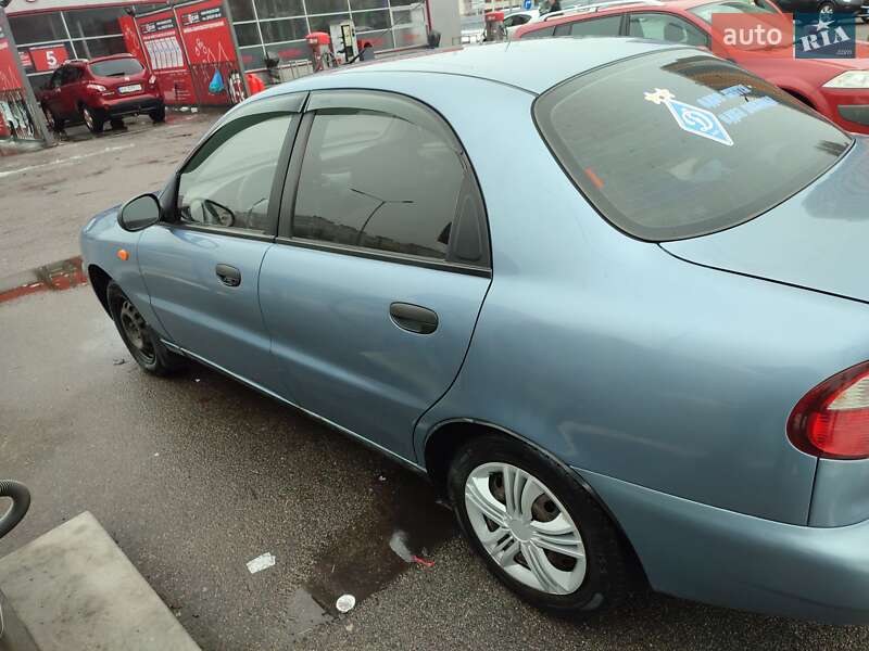 Седан Daewoo Lanos 2008 в Киеве