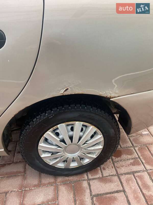 Седан Daewoo Lanos 2008 в Киеве
