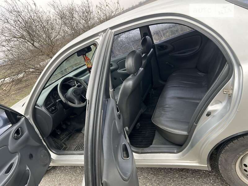 Седан Daewoo Lanos 1998 в Одессе