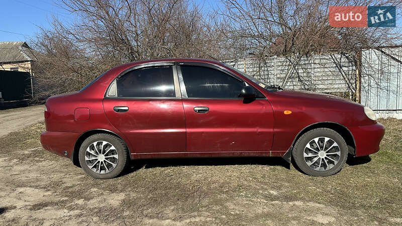 Седан Daewoo Lanos 2006 в Новых Санжарах