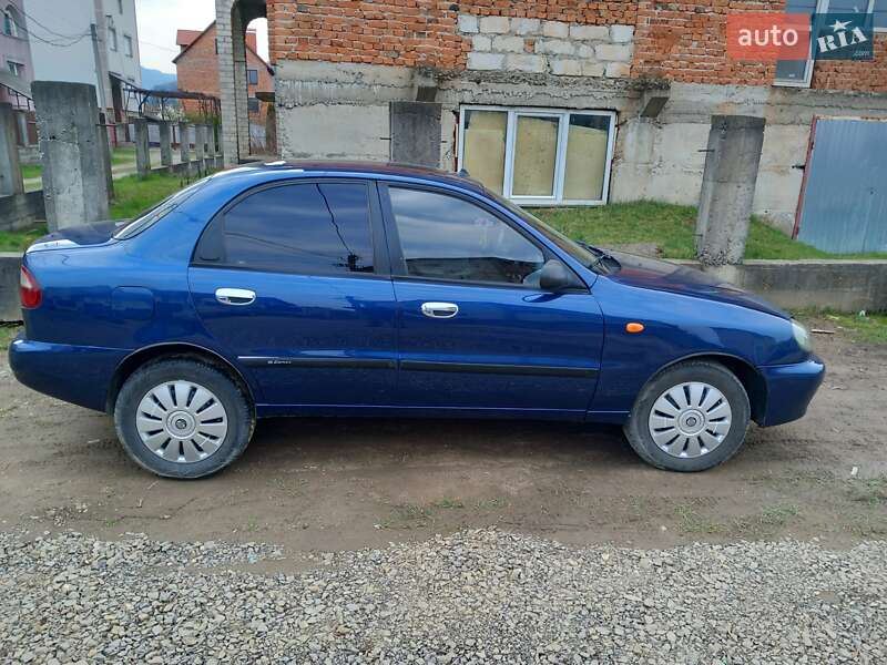 Седан Daewoo Lanos 2008 в Хусте
