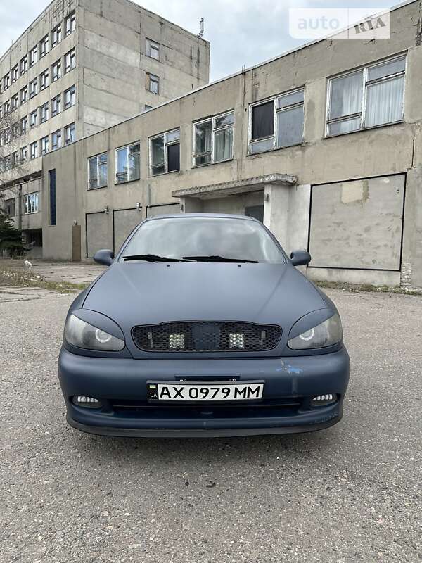 Хэтчбек Daewoo Lanos 1998 в 