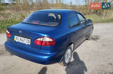 Седан Daewoo Lanos 2010 в Золочеві