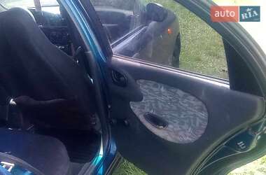 Седан Daewoo Lanos 1998 в 
