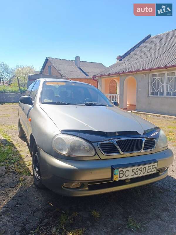 Седан Daewoo Lanos 2004 в Подгайцах