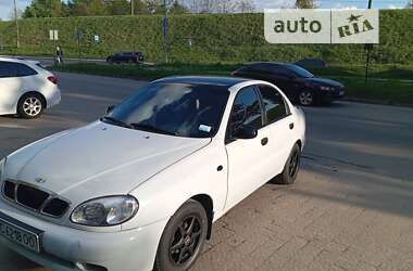 Седан Daewoo Lanos 1998 в Львове