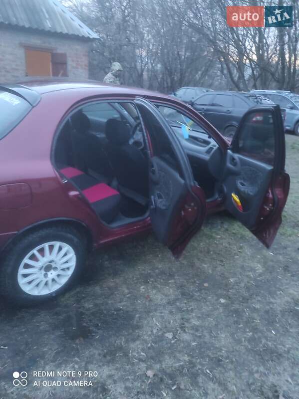 Седан Daewoo Lanos 2004 в Черкассах