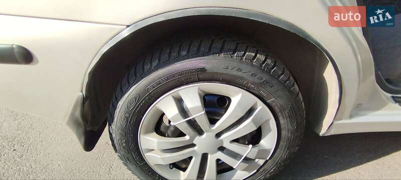 Седан Daewoo Lanos 2007 в Житомире