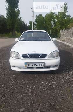 Седан Daewoo Lanos 1998 в Кременчуці