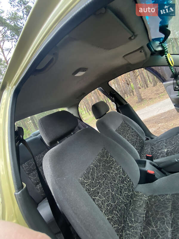 Седан Daewoo Lanos 2006 в Киеве