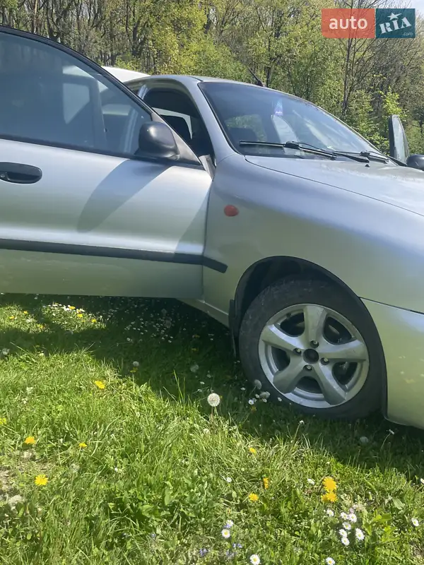 Daewoo Lanos 2003