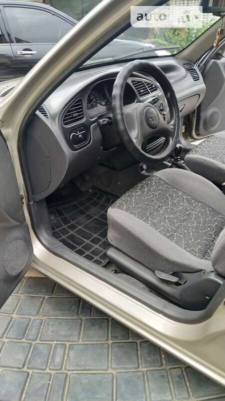 Седан Daewoo Lanos 2008 в Днепре