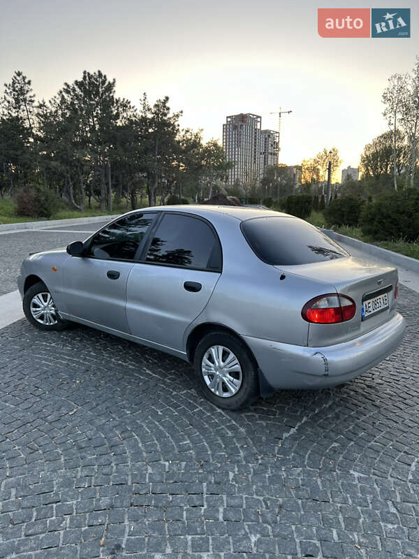 Седан Daewoo Lanos 1998 в Днепре