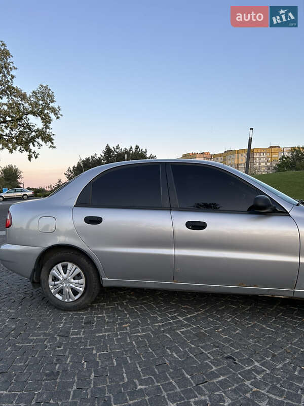Седан Daewoo Lanos 1998 в Днепре фото 5 Седан Daewoo Lanos 1998 в Днепре