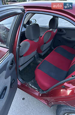 Седан Daewoo Lanos 2004 в Полонном