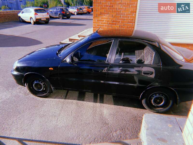 Седан Daewoo Lanos 2008 в Киеве
