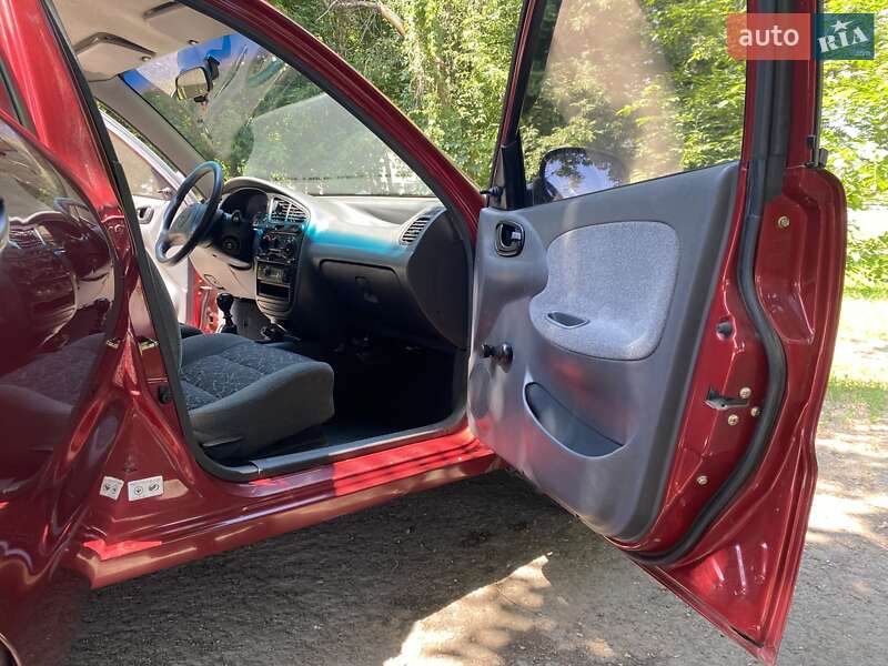 Седан Daewoo Lanos 2005 в Черкассах фото 5 Седан Daewoo Lanos 2005 в Черкассах