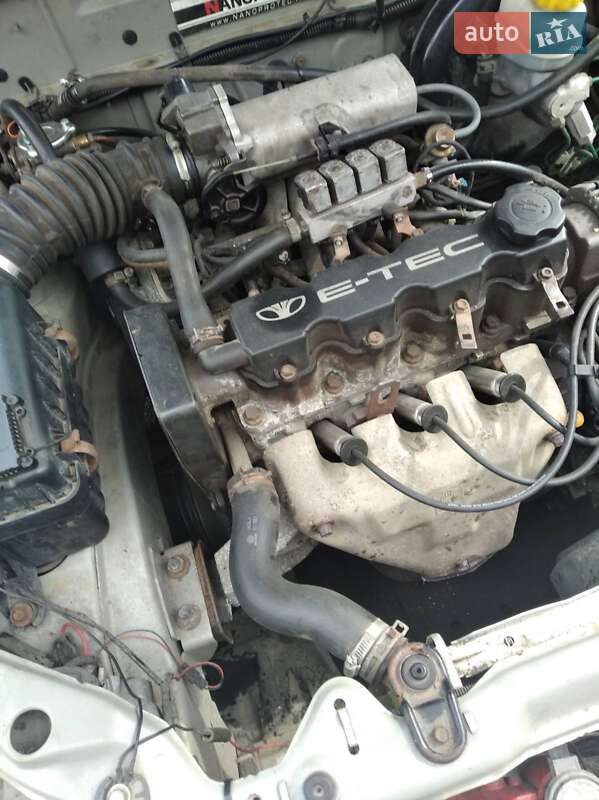 Седан Daewoo Lanos 2002 в Миргороде