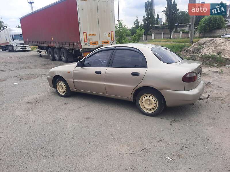 Седан Daewoo Lanos 2008 в Киеве