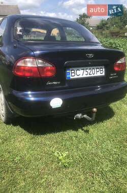 Седан Daewoo Lanos 2002 в Львове