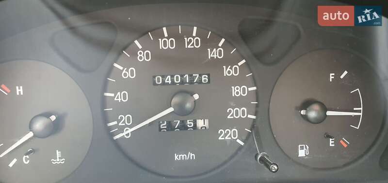 Седан Daewoo Lanos 2010 в Кривом Роге