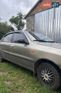 Седан Daewoo Lanos 2005 в Умани