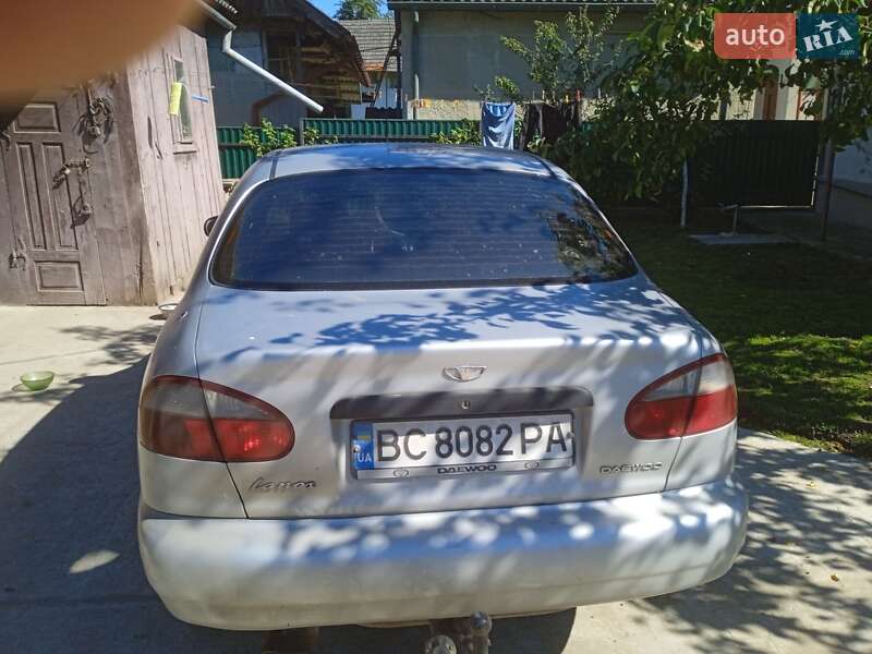 Седан Daewoo Lanos 2004 в Львове