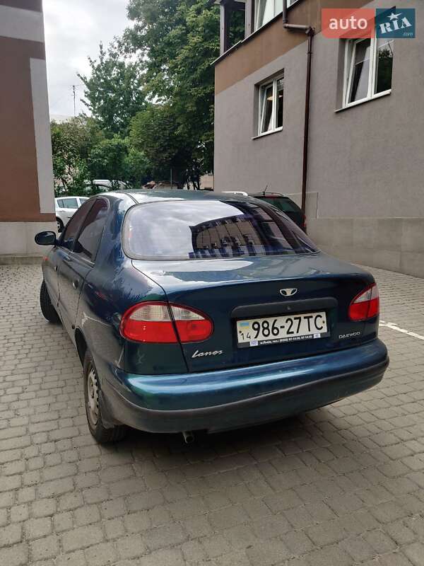 Седан Daewoo Lanos 2004 в Львове