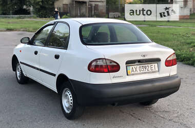 Седан Daewoo Lanos 2004 в Харькове