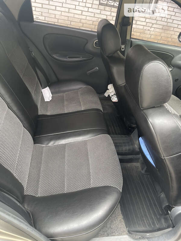 Седан Daewoo Lanos 2007 в Киеве