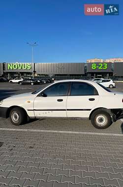 Седан Daewoo Lanos 1998 в 