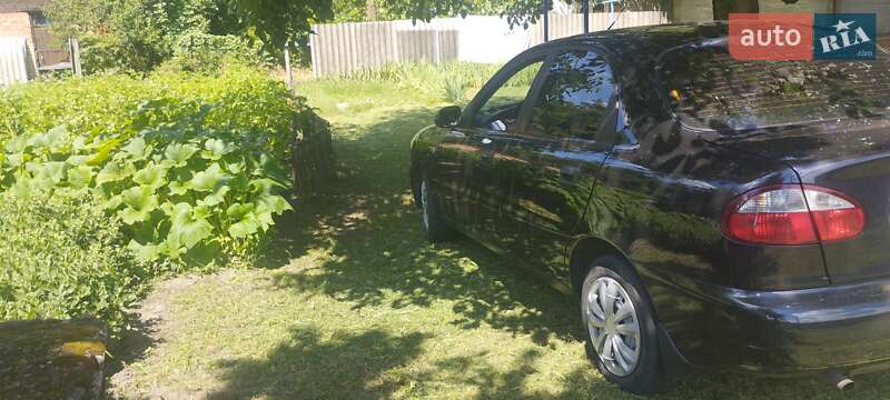 Седан Daewoo Lanos 2008 в Березане