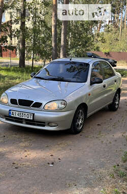 Седан Daewoo Lanos 2004 в Киеве