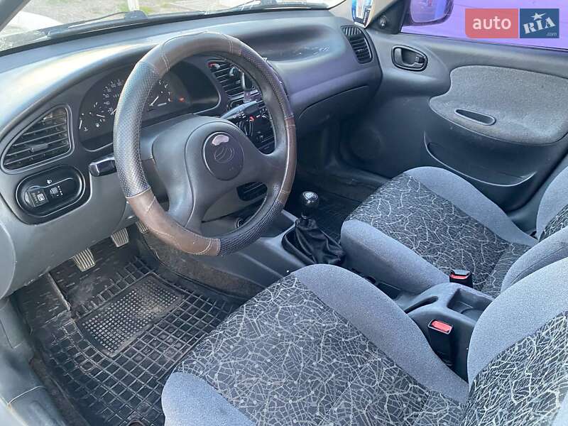 Седан Daewoo Lanos 2007 в Тыврове