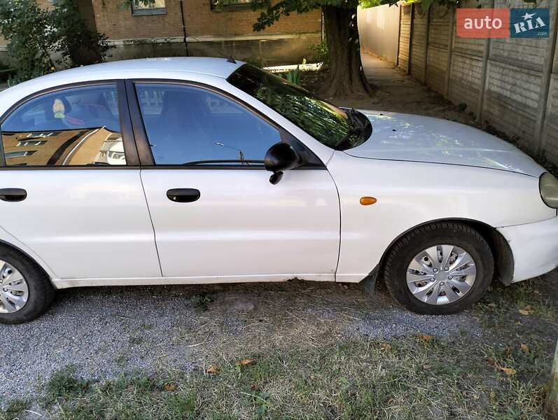 Седан Daewoo Lanos 2003 в Полтаве