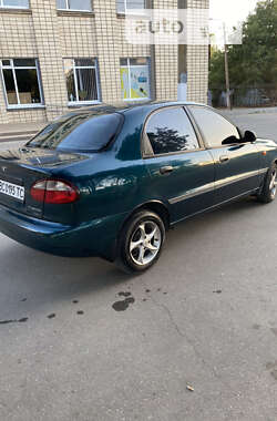 Седан Daewoo Lanos 2003 в Новій Одесі