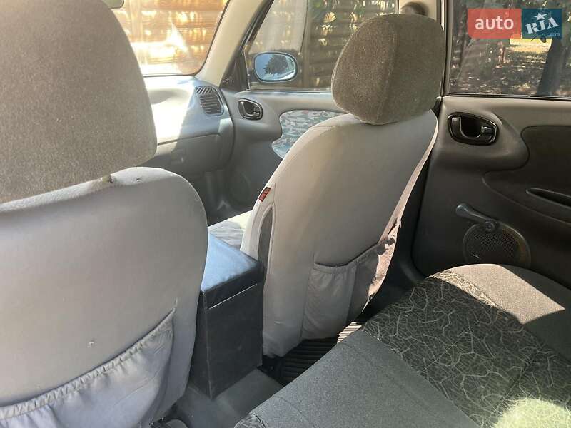 Седан Daewoo Lanos 2006 в Днепре