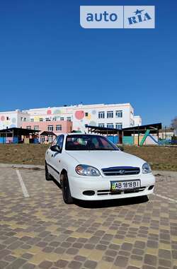 Седан Daewoo Lanos 2011 в Виннице