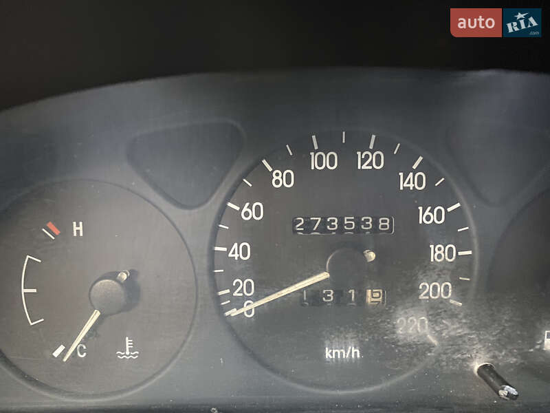 Седан Daewoo Lanos 2004 в Харькове